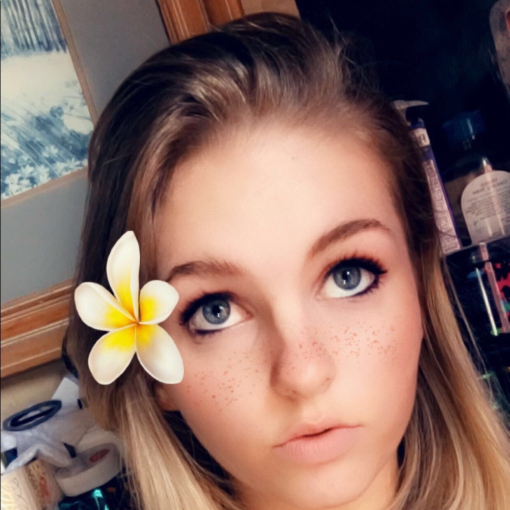 Meet your Posher, Kayleigh